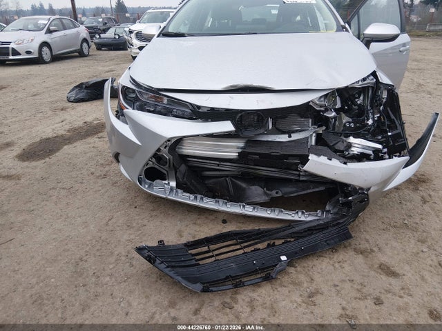 Toyota COROLLA LE 2026 5YFB4MDE3TP406861 Image 6