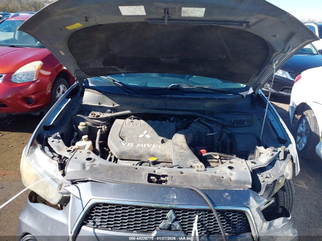 2010 MITSUBISHI OUTLANDER JA4JS4AX4AZ002472 Photo 9