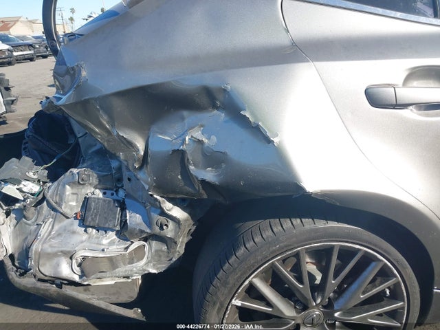 Lexus IS 200T 2016 JTHBA1D24G5015507 Image 12