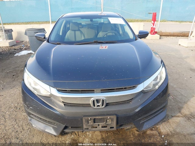 Honda Civic Lx 2017 2HGFC2F58HH523534 Image 12