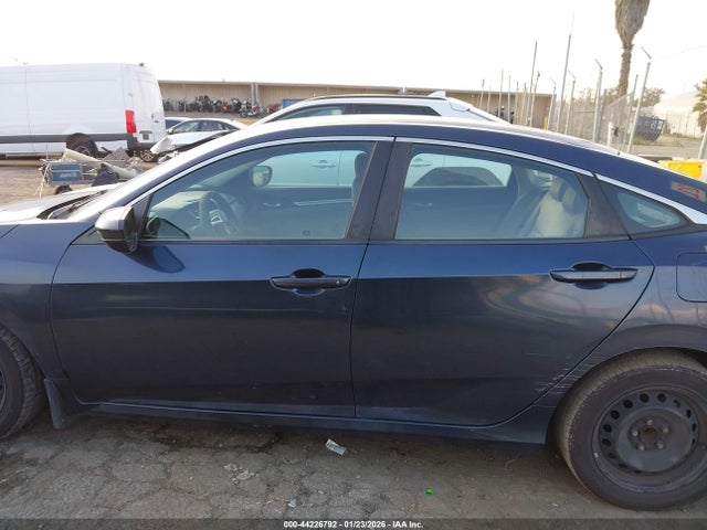Honda Civic Lx 2017 2HGFC2F58HH523534 Image 14