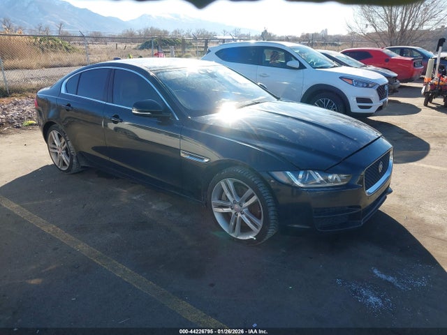 2017 JAGUAR XE SAJAK4BV7HA946036 Photo 0