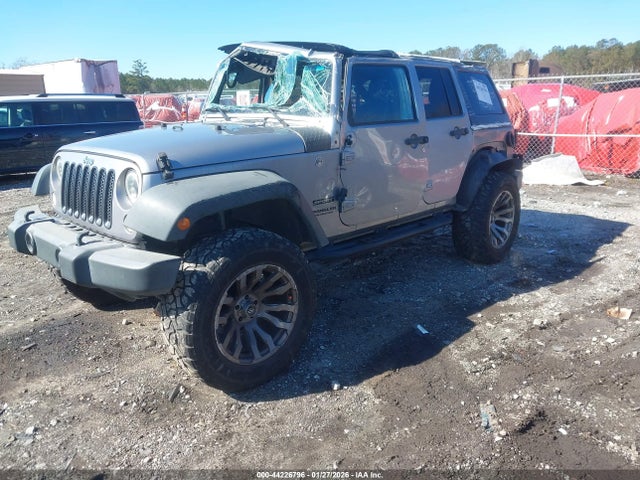 1C4BJWDG5HL574314 Jeep Wrangler Unlimited Sport 4x4