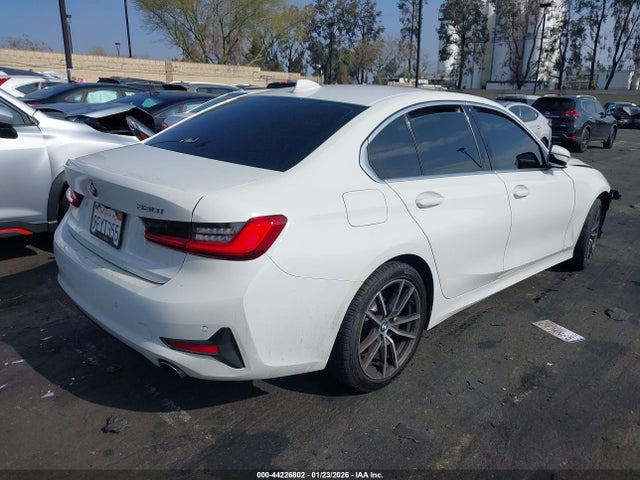 3MW5R1J05L8B14969 BMW 330I