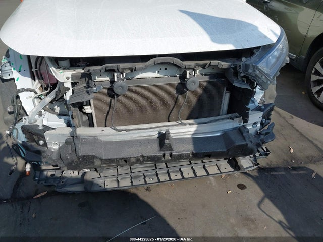 Toyota Rav4 Xle Premium 2019 JTMC1RFV2KJ012746 Image 6