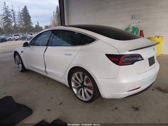 2019 TESLA MODEL 3 5YJ3E1EB9KF514450 Photo 2