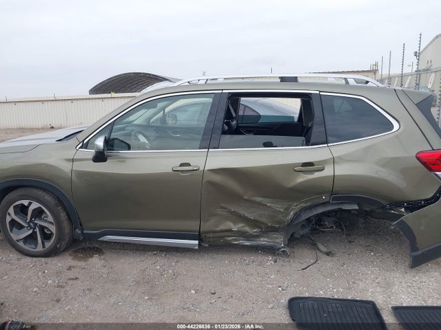 Subaru Forester Touring 2023 JF2SKARC5PH500870 Image 15