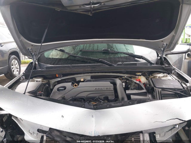 1G1ZD5STXJF270201 Chevrolet MALIBU LT