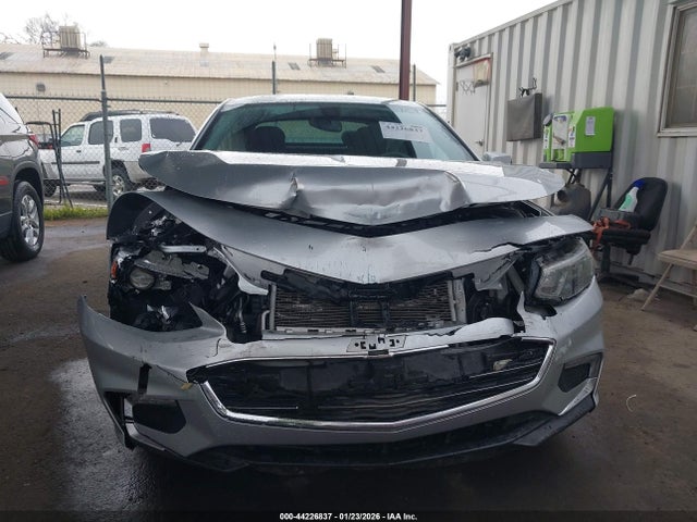 1G1ZD5STXJF270201 Chevrolet MALIBU LT