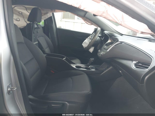 1G1ZD5STXJF270201 Chevrolet MALIBU LT