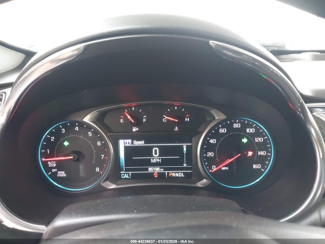 1G1ZD5STXJF270201 Chevrolet MALIBU LT