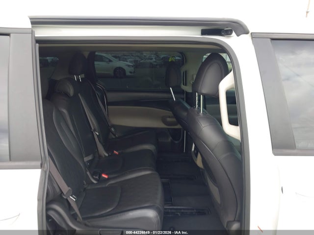 Продажа на аукционе авто 2025 Kia Carnival Mpv Lxs, vin: KNDNB5K33S6459348, номер лота: 44226849
