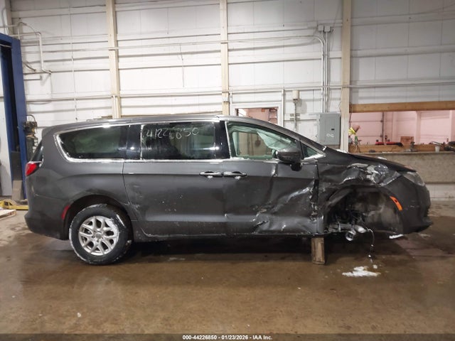 Продаж на аукціоні авто 2019 Chrysler Pacifica Lx, vin: 2C4RC1CG9KR652668, номер лоту: 44226850