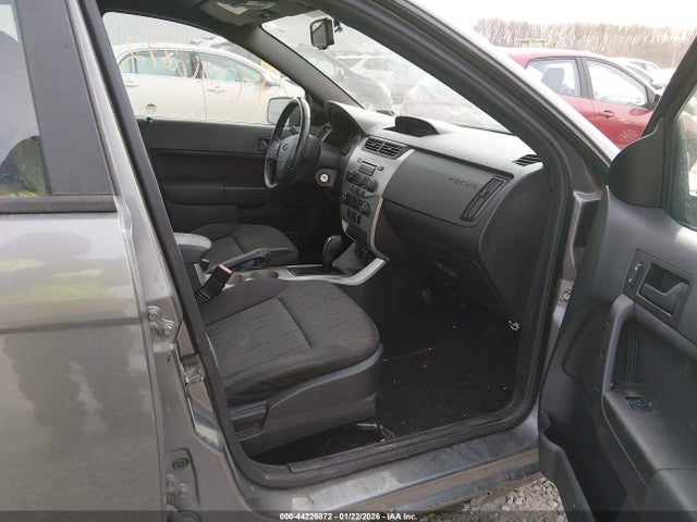 2011 FORD FOCUS 1FAHP3FN1BW195048 Photo 4