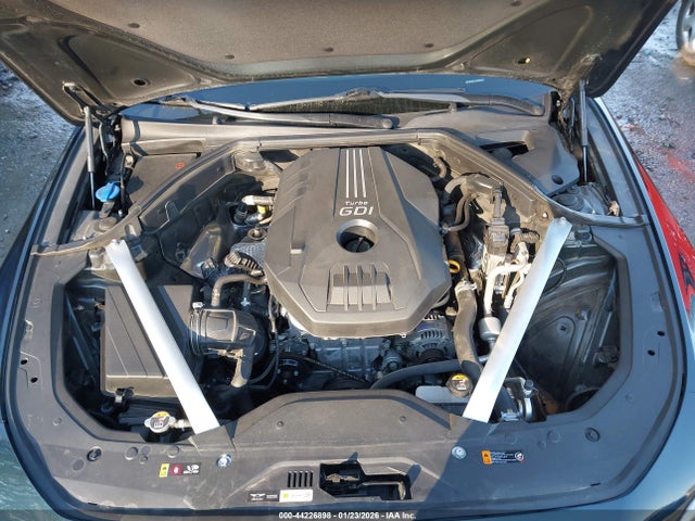 KMTG34TA7NU089844 Genesis G70 2.0t Rwd