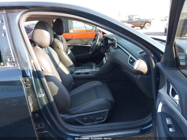 KMTG34TA7NU089844 Genesis G70 2.0t Rwd