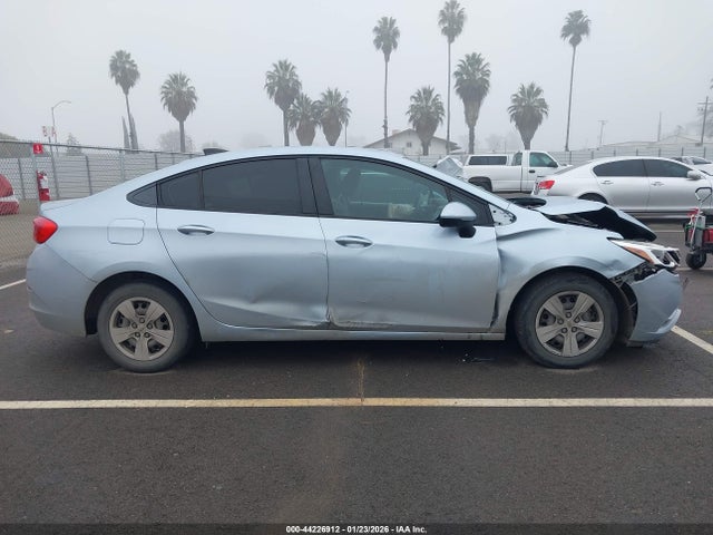 1G1BC5SM0H7190178 Chevrolet Cruze Ls Auto