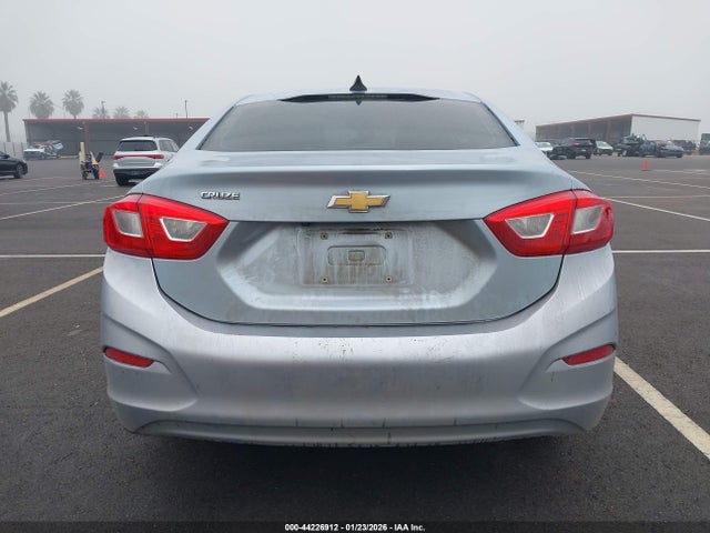 1G1BC5SM0H7190178 Chevrolet Cruze Ls Auto