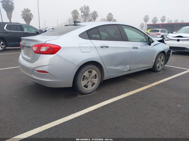 1G1BC5SM0H7190178 Chevrolet Cruze Ls Auto