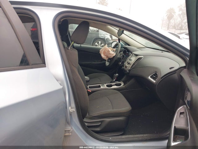 1G1BC5SM0H7190178 Chevrolet Cruze Ls Auto