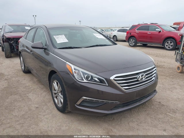 Hyundai SONATA SE 2015 5NPE24AF7FH113529 головне зображення