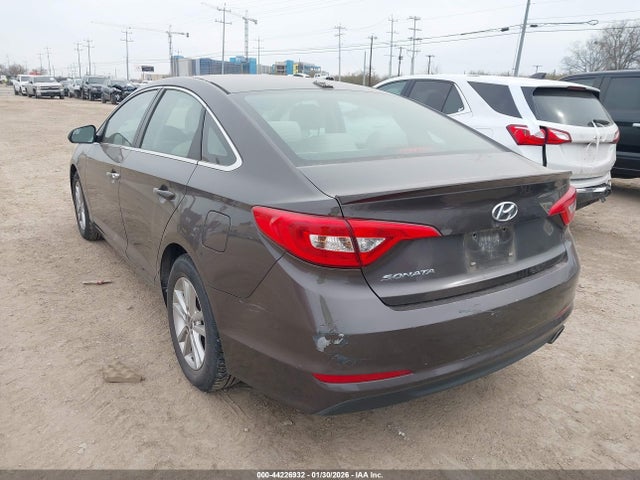 Hyundai SONATA SE 2015 5NPE24AF7FH113529 Image 3