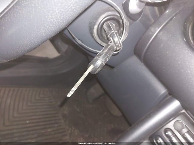 2006 MINI COOPER WMWRC33566TJ74635 Photo 10