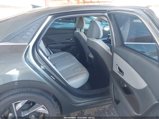 KMHLP4DG3SU003182 Hyundai Elantra Limited