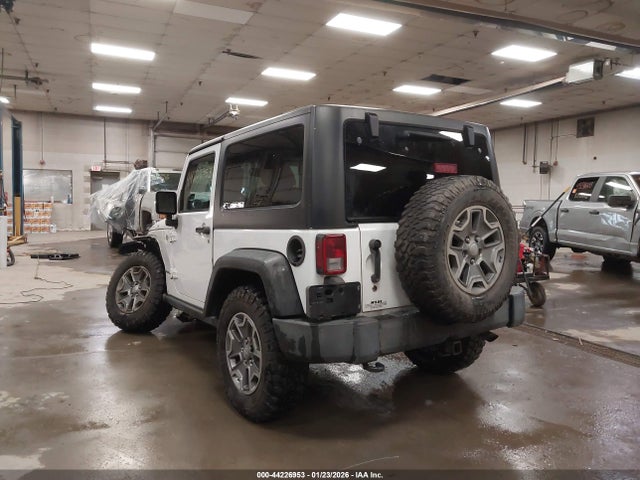 2015 JEEP WRANGLER 1C4BJWCG9FL705453 Photo 2