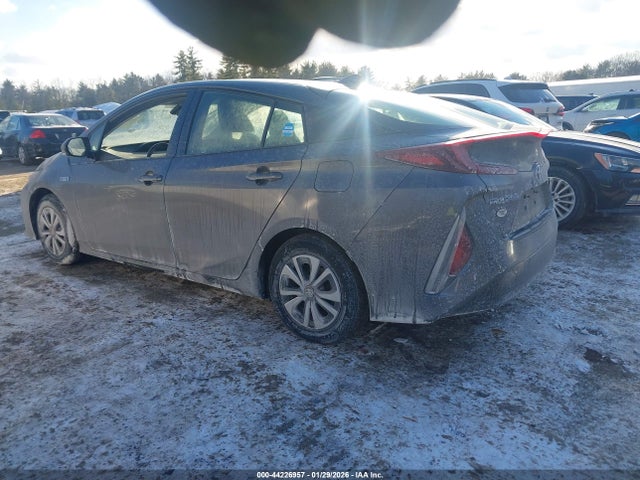 JTDKARFP1J3099216 Toyota Prius Prime Plus