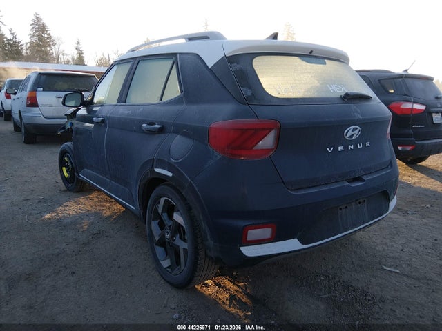 Hyundai Venue Limited 2022 KMHRC8A37NU182877 Image 3