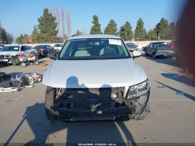 3VV0B7AX0JM025608 Volkswagen Tiguan 2.0t S