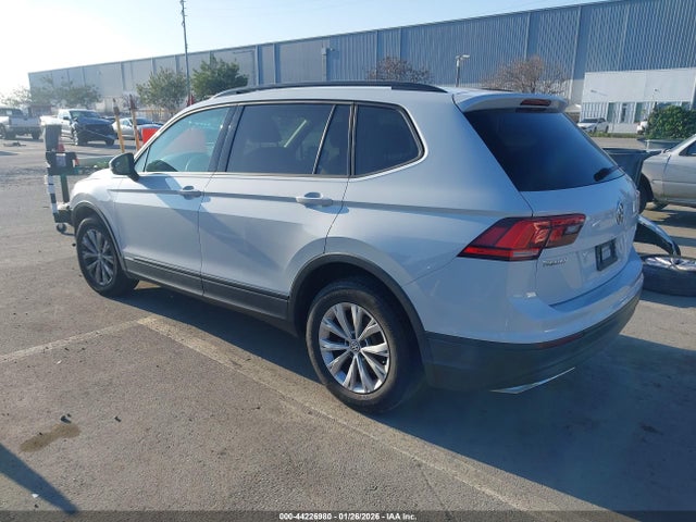 3VV0B7AX0JM025608 Volkswagen Tiguan 2.0t S