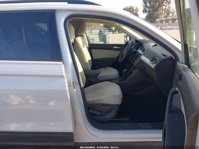 3VV0B7AX0JM025608 Volkswagen Tiguan 2.0t S