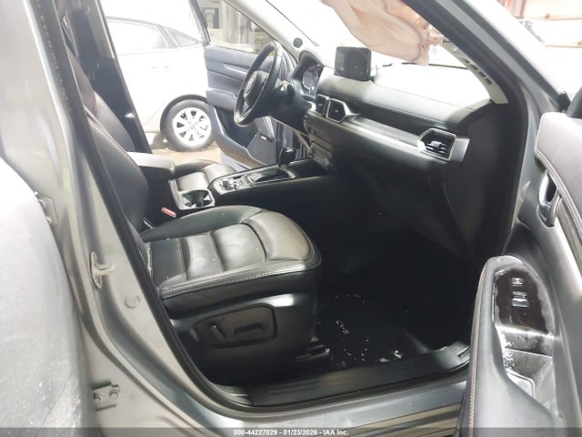 Auction sale of the 2022 Mazda Cx-5 2.5 S Premium Plus, vin: JM3KFBEM3N0528192, lot number: 44227029