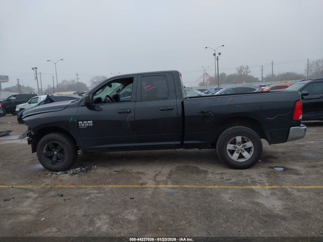 Продаж на аукціоні авто 2019 Ram 1500 Classic Tradesman  4x2 6'4 Box, vin: 1C6RR6FG1KS594133, номер лоту: 44227038