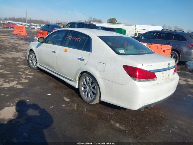 2011 TOYOTA AVALON 4T1BK3DBXBU376969 Photo 2