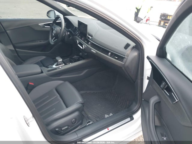 2023 AUDI A4 WAUDAAF40PN001061 Photo 4