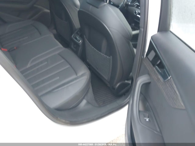 2023 AUDI A4 WAUDAAF40PN001061 Photo 7