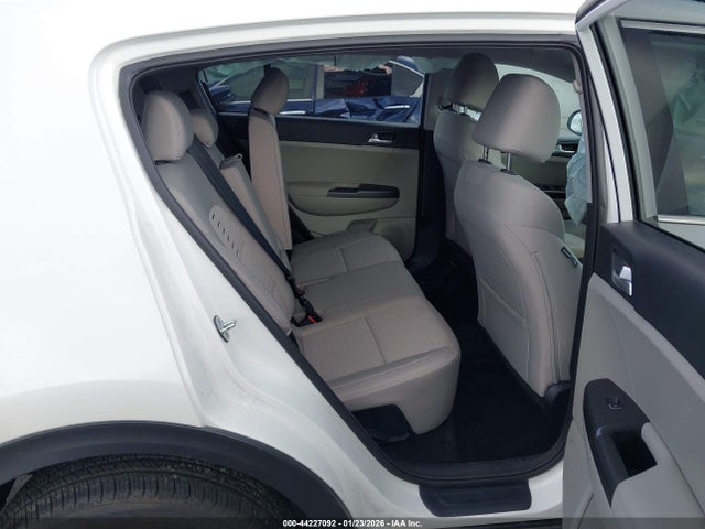 KIA Sportage Lx 2022 KNDPM3AC4N7971708 Image 8