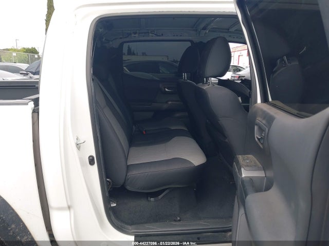 3TMCZ5AN9NM504786 Toyota Tacoma Trd Off Road
