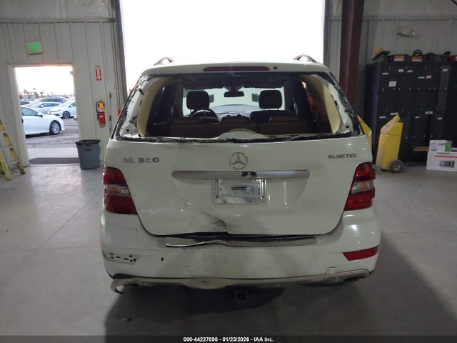 2011 MERCEDES-BENZ ML 350 BLUETEC 4JGBB2FB9BA746575 Photo 5