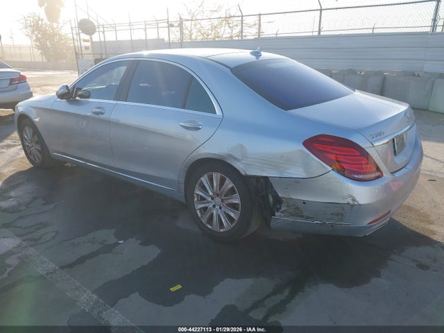 WDDUG8CB8FA099961 Mercedes-Benz S 550