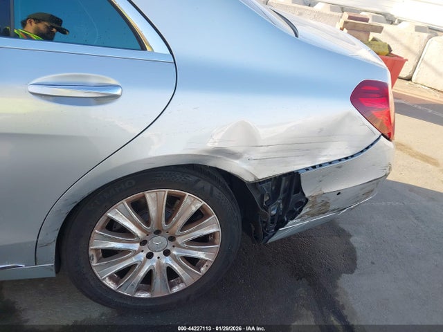WDDUG8CB8FA099961 Mercedes-Benz S 550