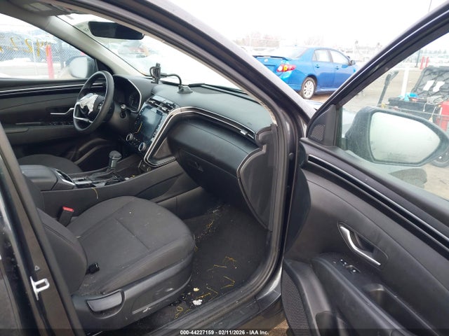 2022 HYUNDAI TUCSON 5NMJBCAE9NH137889 Photo 4