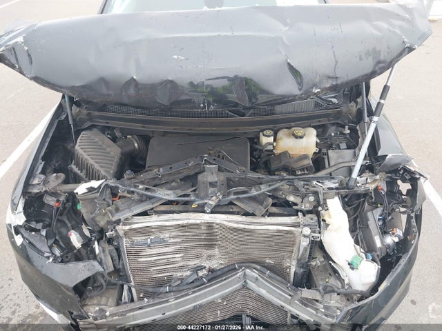 1GNERHKW7KJ246382 Chevrolet Traverse 3lt