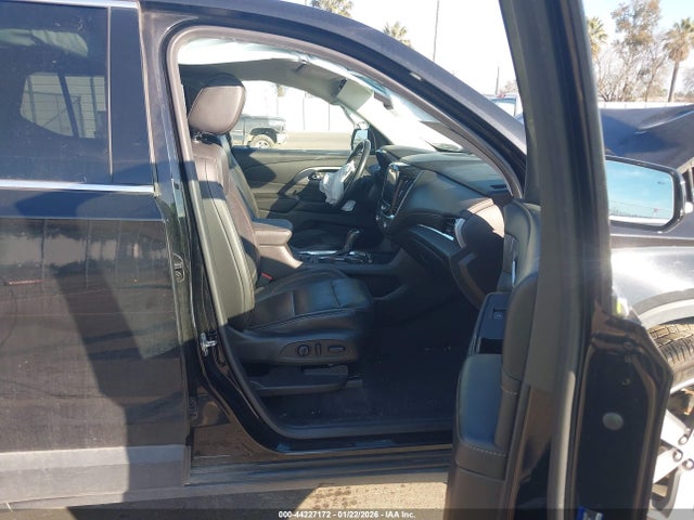 1GNERHKW7KJ246382 Chevrolet Traverse 3lt