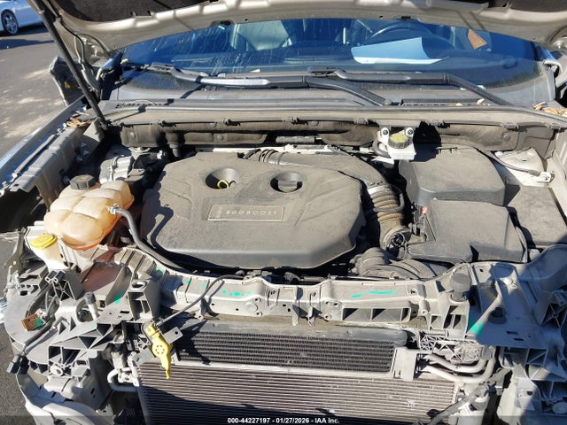 5LMCJ1A98FUJ03755 Lincoln MKC