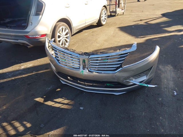 5LMCJ1A98FUJ03755 Lincoln MKC