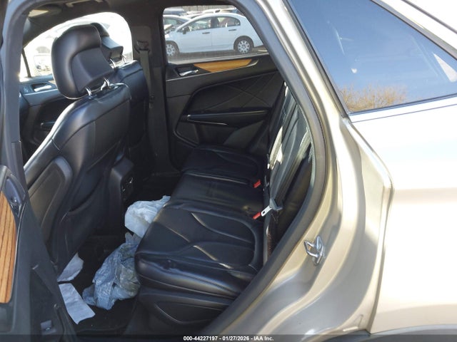 5LMCJ1A98FUJ03755 Lincoln MKC